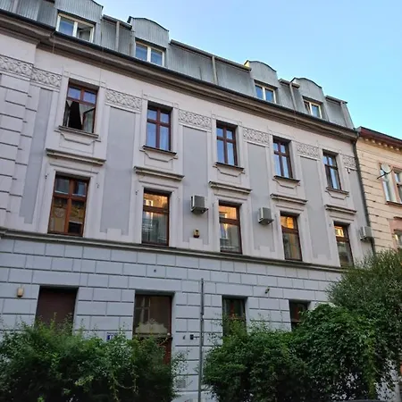 Aleksandra Old Town Apartamento