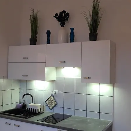 Aleksandra Old Town *